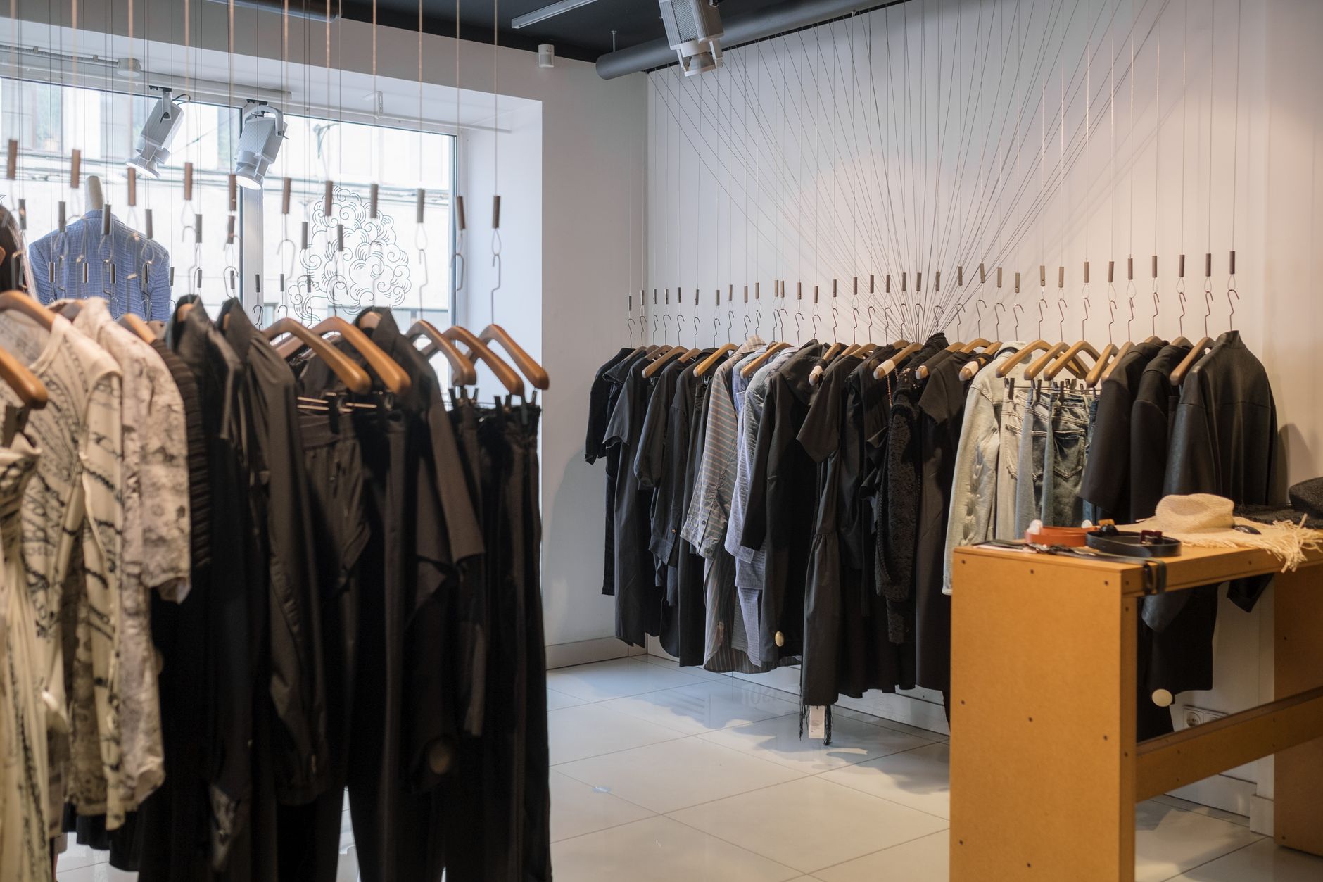 Maison Verre boutique display