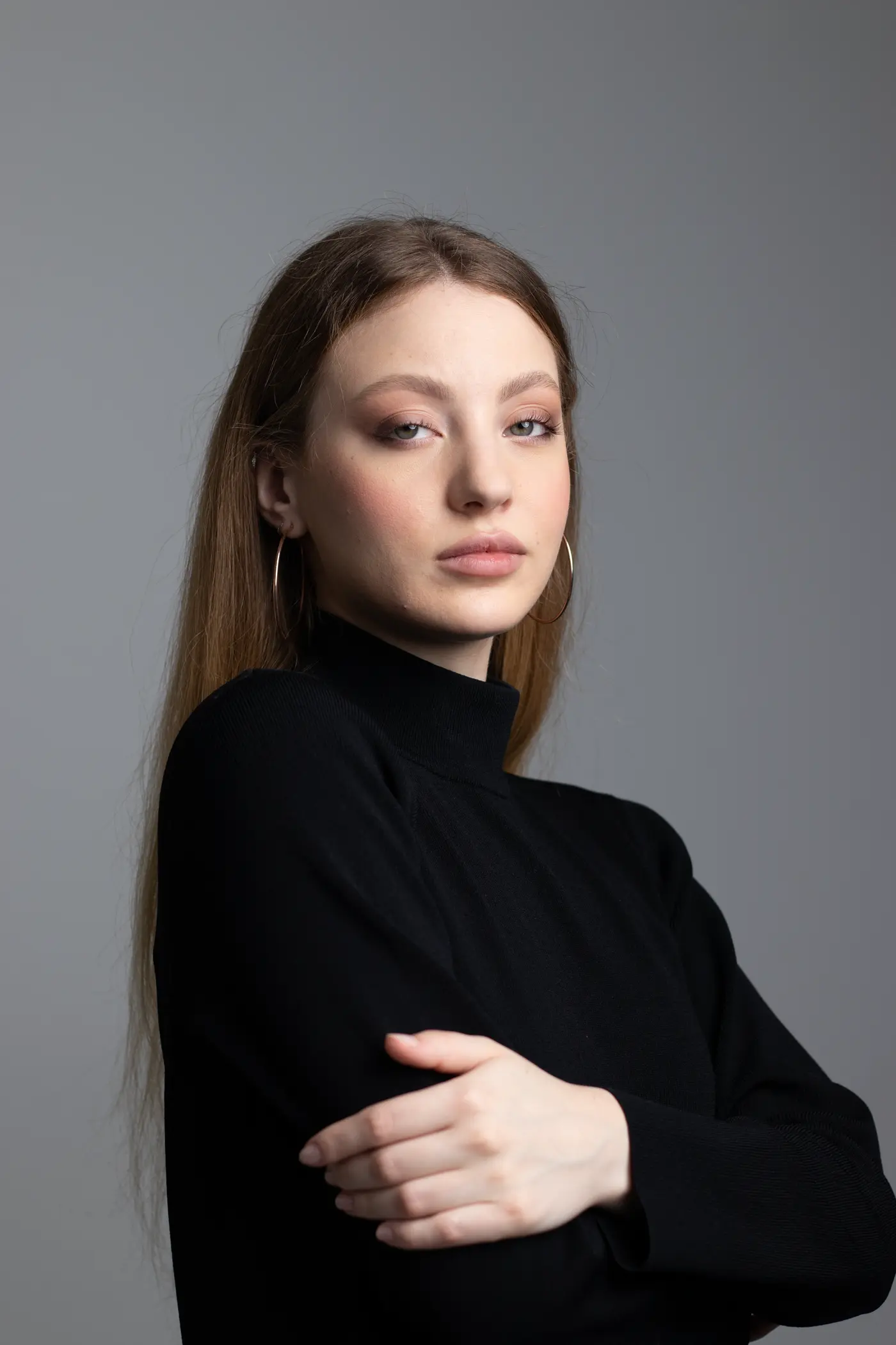 Maison Verre black cashmere turtleneck